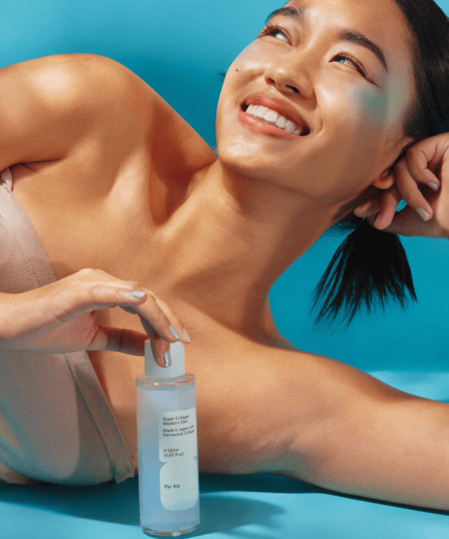 Glowing Par Kie Peer with Super Collagen Moisture Dew